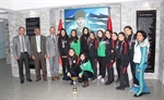 Resim Oktay Olcay Yurtbay Lisesi Kız Voleybol Takımı İl Birincisi Oldu